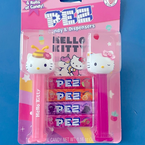 New Hello Kitty Pez Candy & 2 Dispensers - Picture 1 of 3
